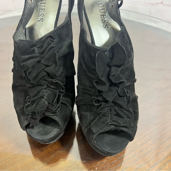 GUESS sling back suede platform heels with beautiful ruffle details Size 7 - Picture 4 of 17